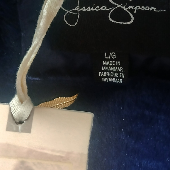 Navy Quilted Women's Jacket With Rose Gold Hardware - Picture 6 of 13